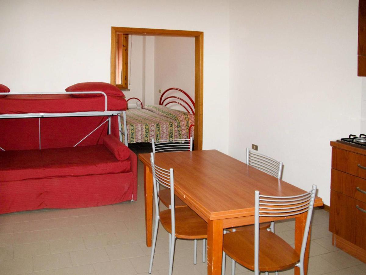 מרינה די ביבונה Apartment Campeggio Del Forte-1 By Interhome מראה חיצוני תמונה